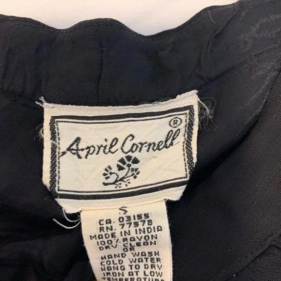 Vintage April Cornell Women’s Skirt XS/S Asymmetrical Hem Dark Floral Whimsigoth - Picture 3 of 8